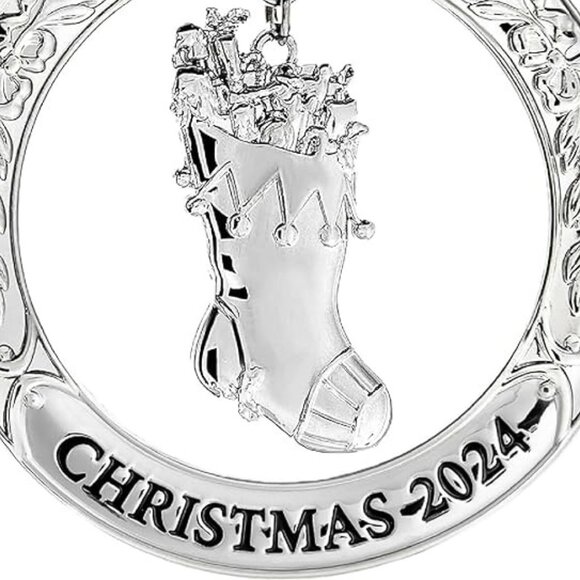 Christmas Silver 3" x 3" Wreath with Stocking Pendant Engraved Tree Ornament - Picture 7 of 8